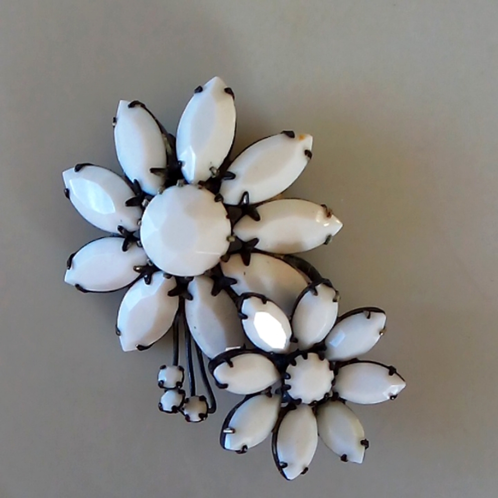Vintage milk glass pin